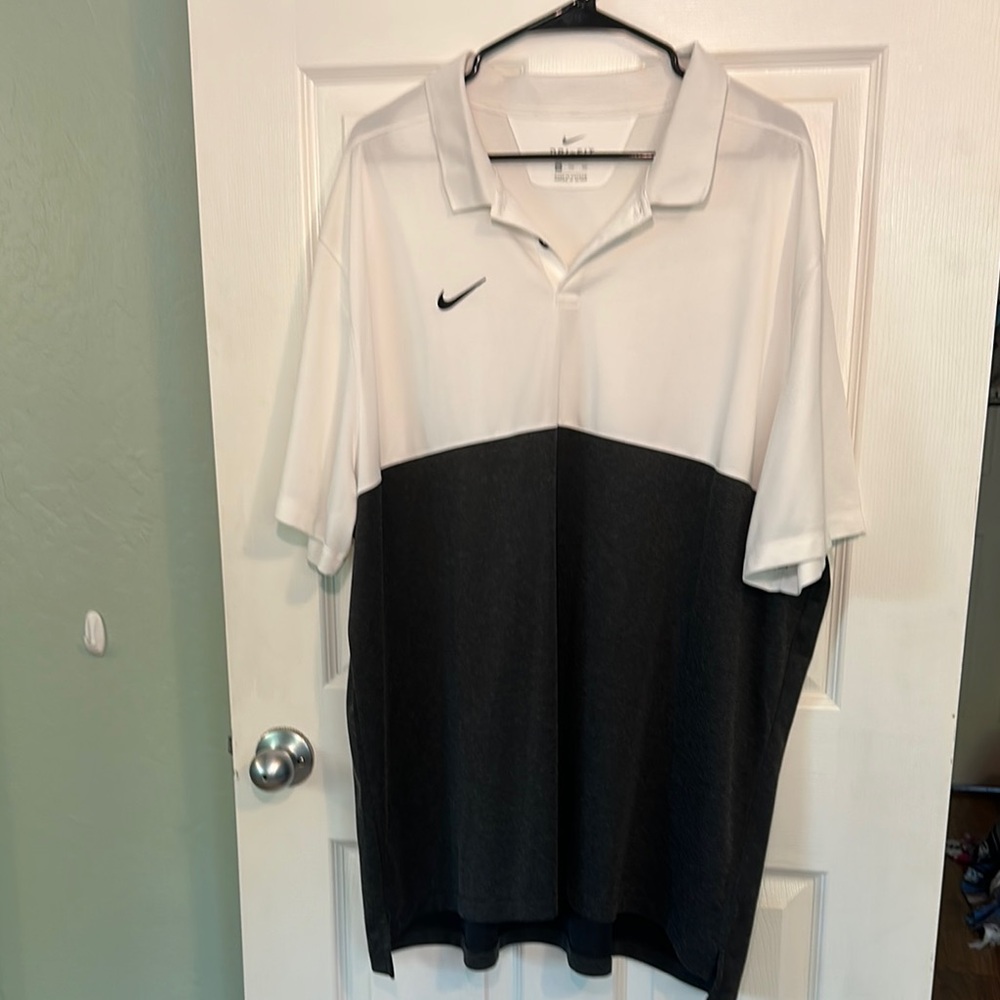 Nike Black and White Polo Shirt Athletic Design